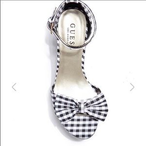 🌼Sandal Sale🌼 Plaid White Black Platform Heels
